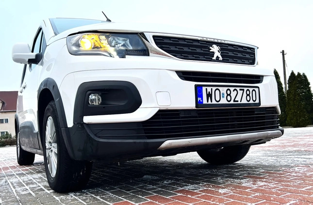 Peugeot Rifter cena 57800 przebieg: 56000, rok produkcji 2019 z Ostrołęka małe 742